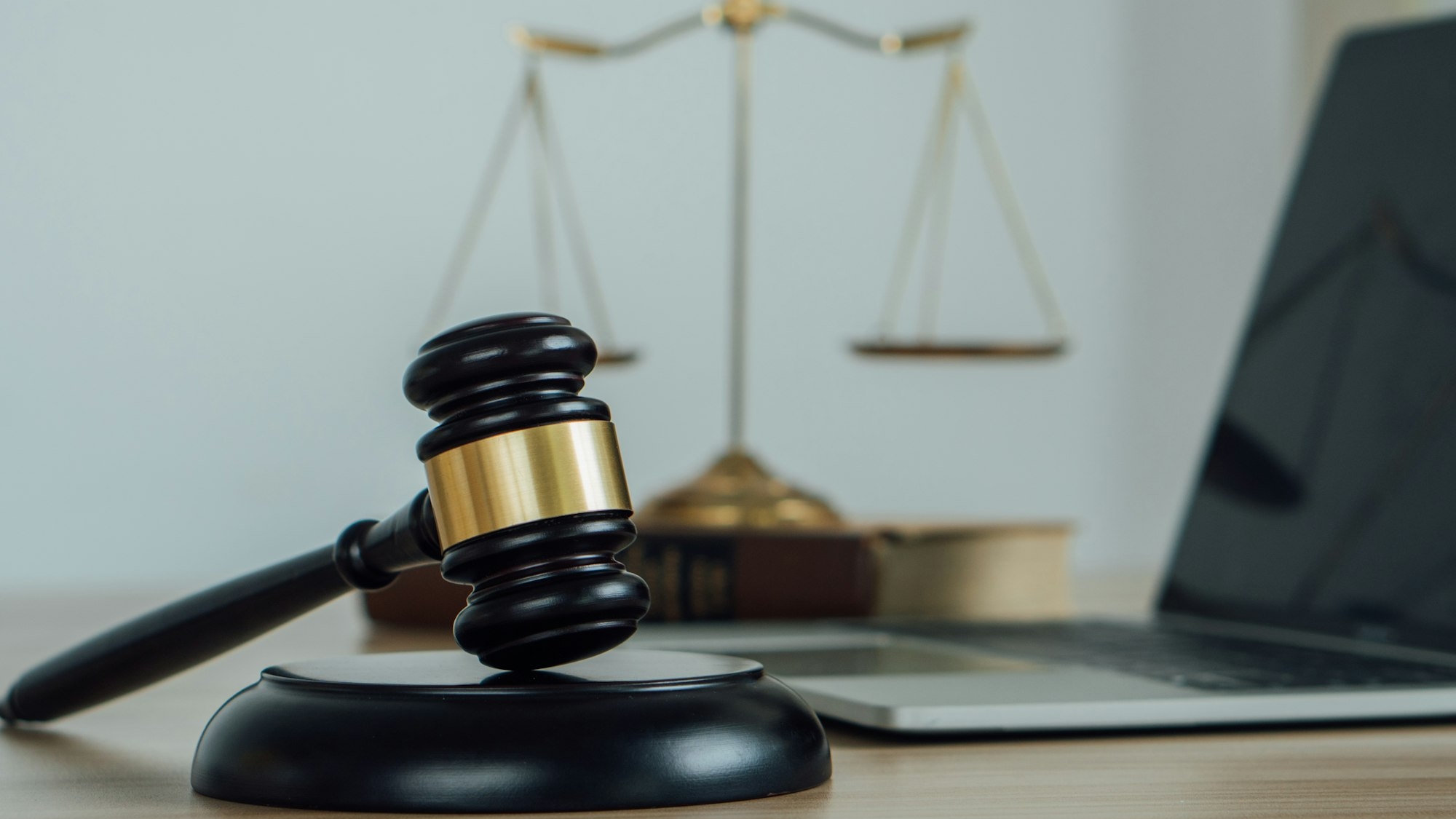 Labor Law,Legal Business Internet Technology Concept.Legal advice technology service concept.