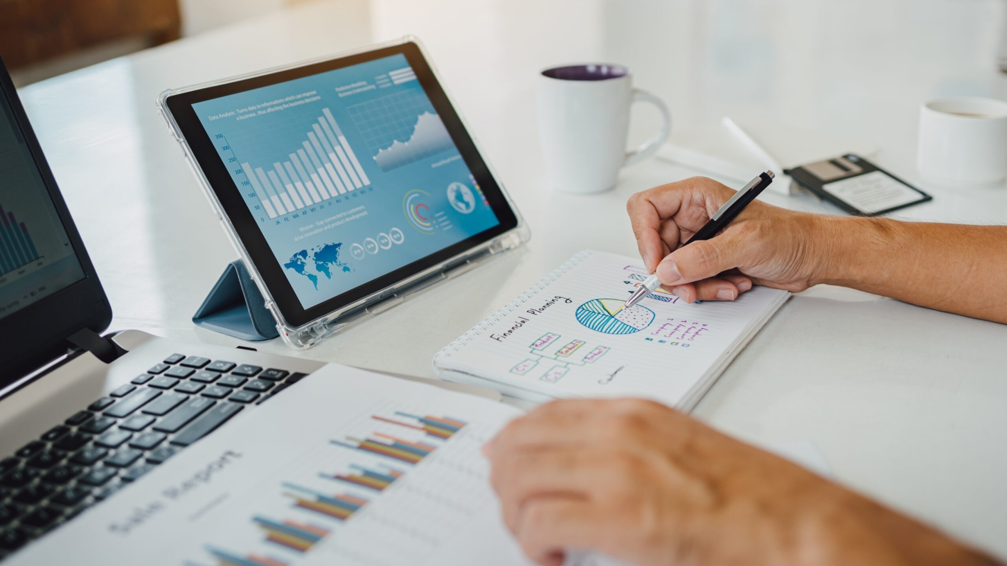 financial-planning-with-technology-in-bright-works-2026-01-06-09-02-27-utc
